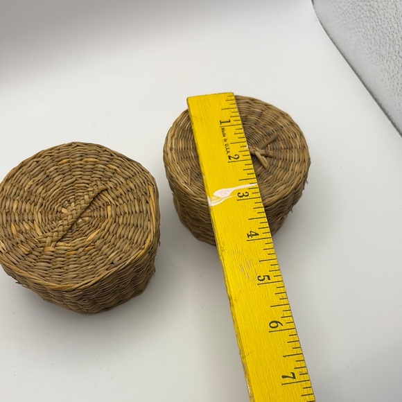 🧺 Vintage Hand-Woven Nesting Baskets – Set of 3 | Mini Boho Organizers - Picture 4 of 16